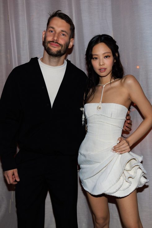 Decoding the endless charm of the "birthday twins" Jennie and Jacquemus